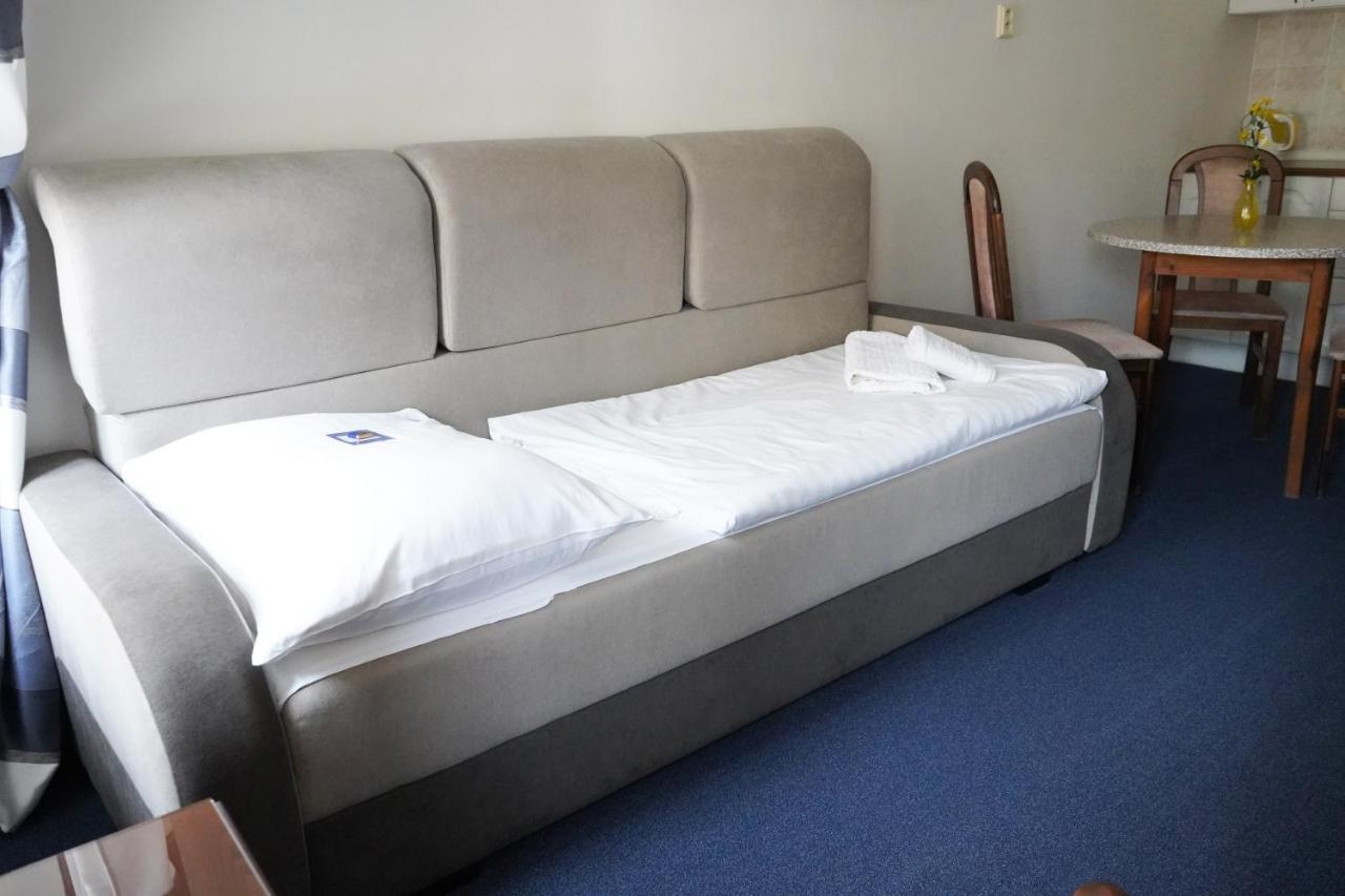 Ea Apartmany Mozart Карлові Вари Екстер'єр фото